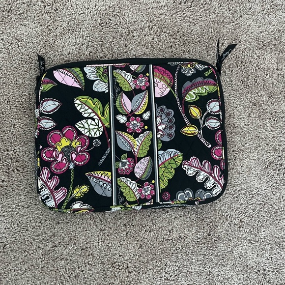 Vera Bradley Laptop Case - Picture 2 of 6